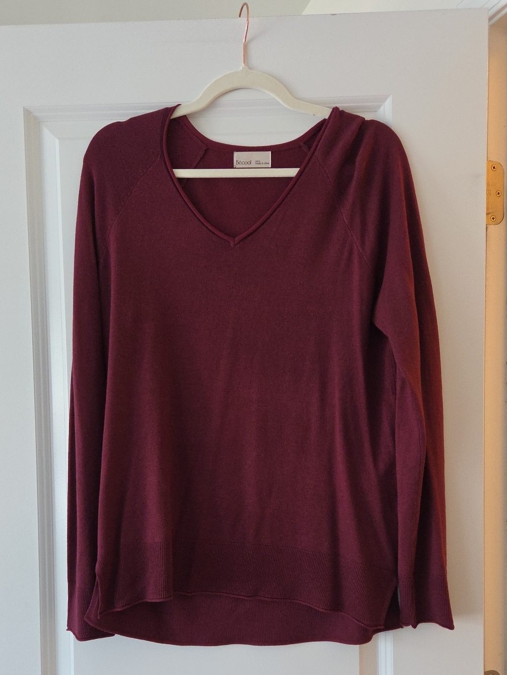 Women’s V-Neck Sweater - Burgundy